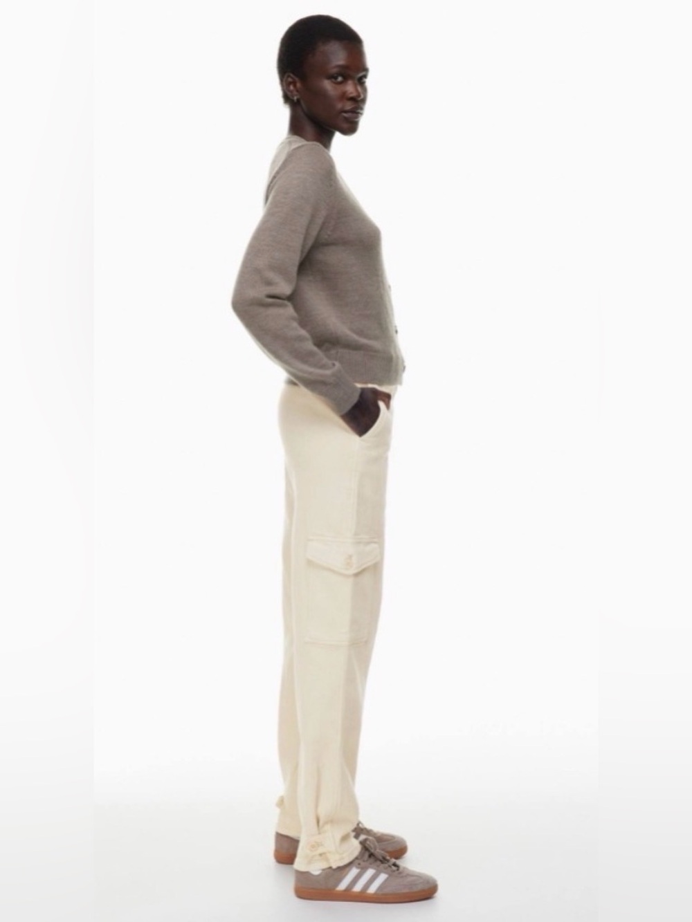 Aritzia Wilfred Free Modern Cargo Pants